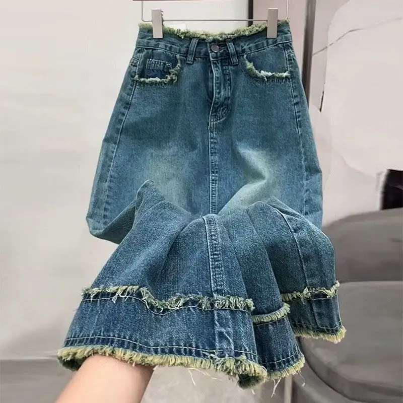 

2026 New High Waist Denim Midi Skirt A-Line with Slit & Raw Hem Slimming Plus-Friendly Women's Jean Skirt