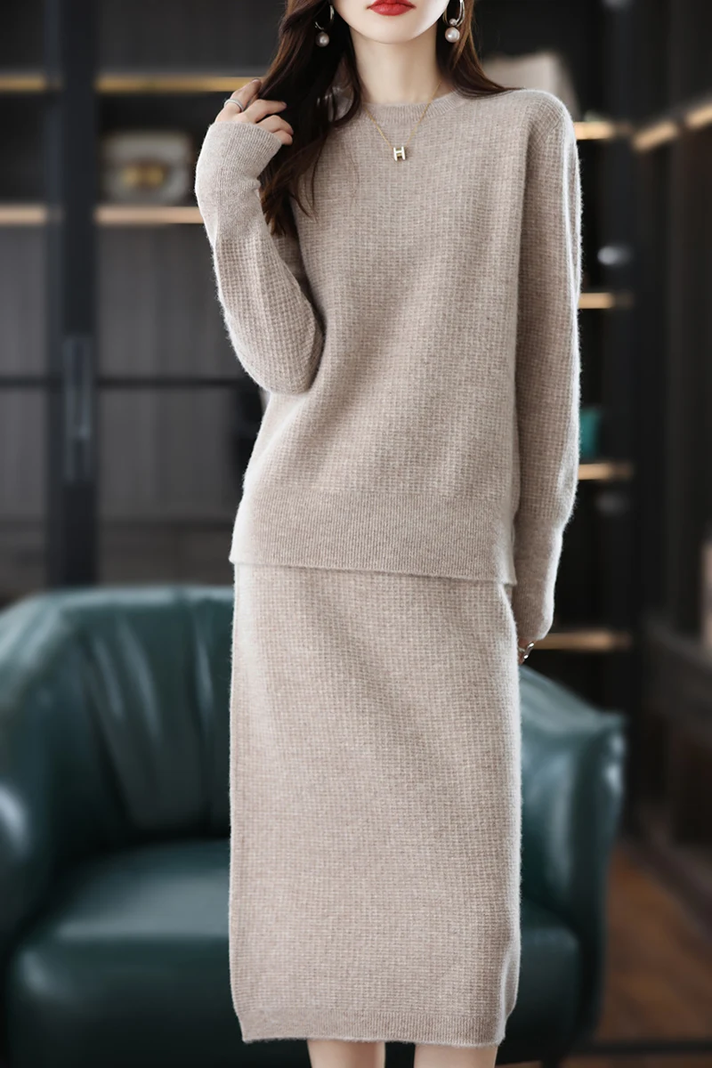 100% Merino Wool Basic Fashion O-Neck Long-Sleeved Suit Women Long Dress Clothing Simple Solid Color Comfortable Suit Leisure