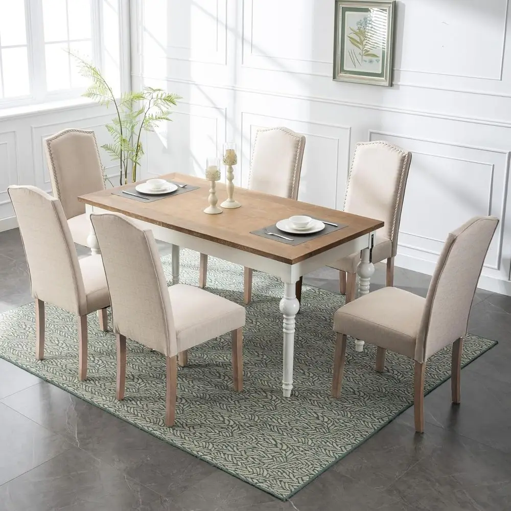 Sedie da pranzo Parsons in tessuto beige con finiture in chiodo color argento e gambe in legno, set di 6