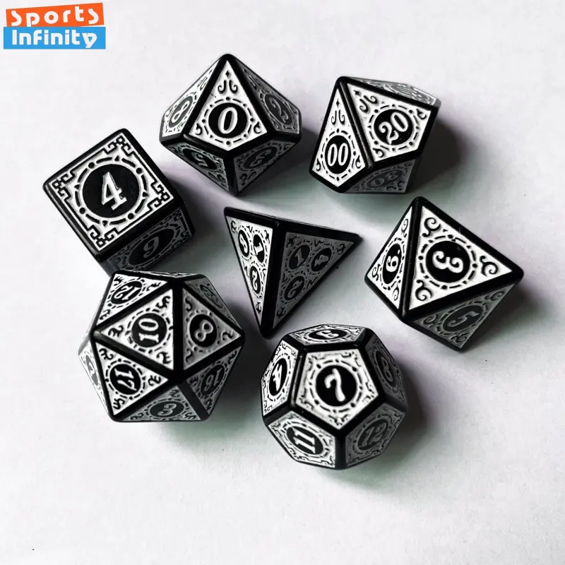 7 Pcs Kit Polyhedral 6 Sides 20 Faces Carved Vintage Ancient Retro Pattern Dices Set D4 D6 D8 D10 D% D12 D20 for TRPG DND Games