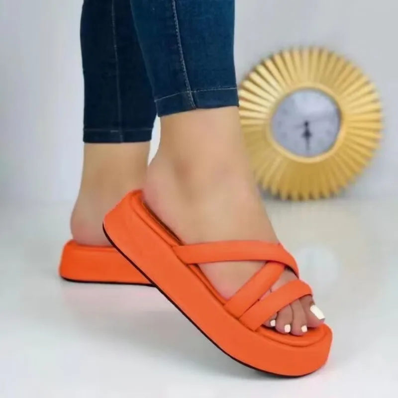 Summer New Womens Solid Color Sandals, Personalized European and American Brand-name Shoes, Exclusive Design Thick-soled Sandals