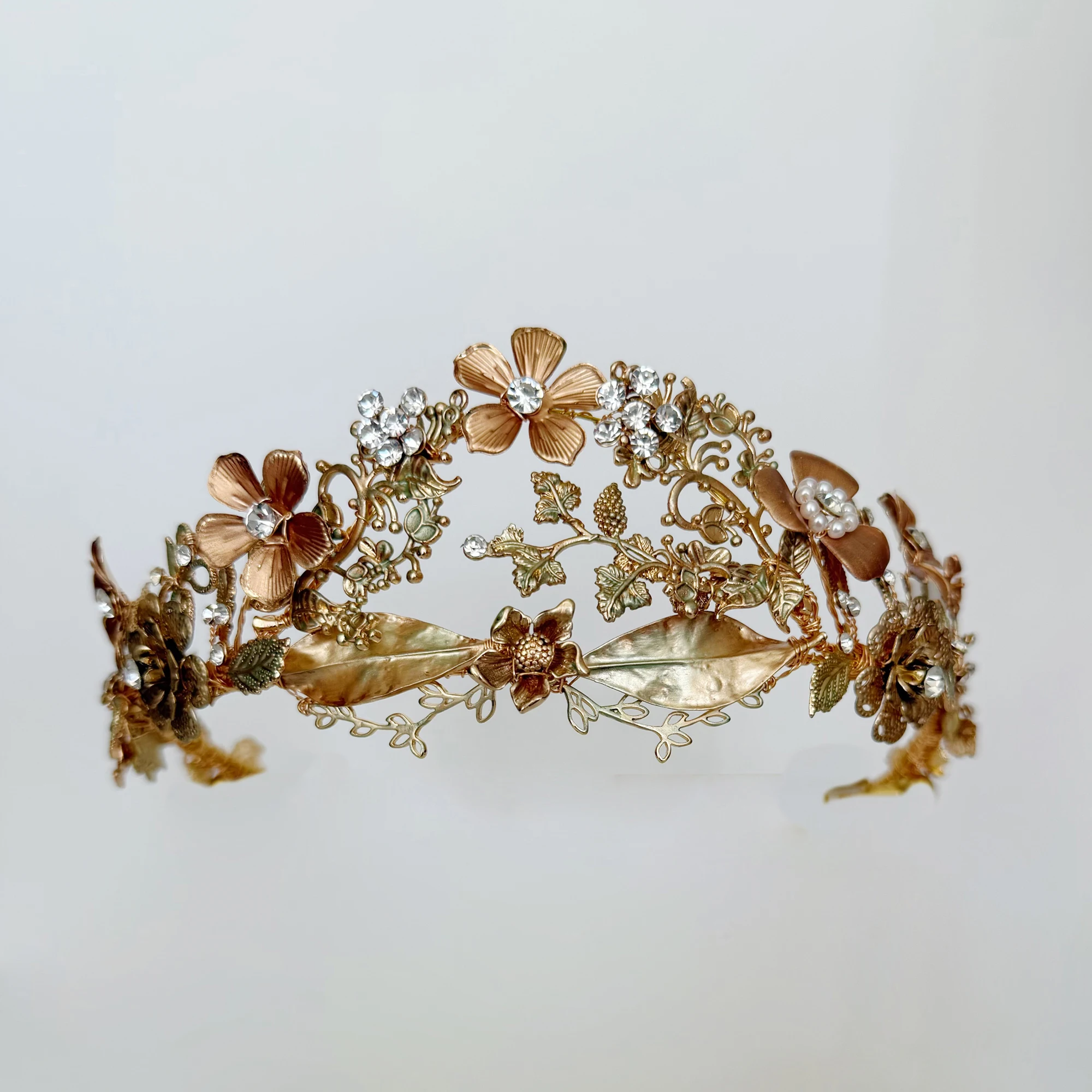 

Vintage Rhinestone Bridal Tiara Crystal Wedding Crown Hair Accessory for Brides Birthday Parties