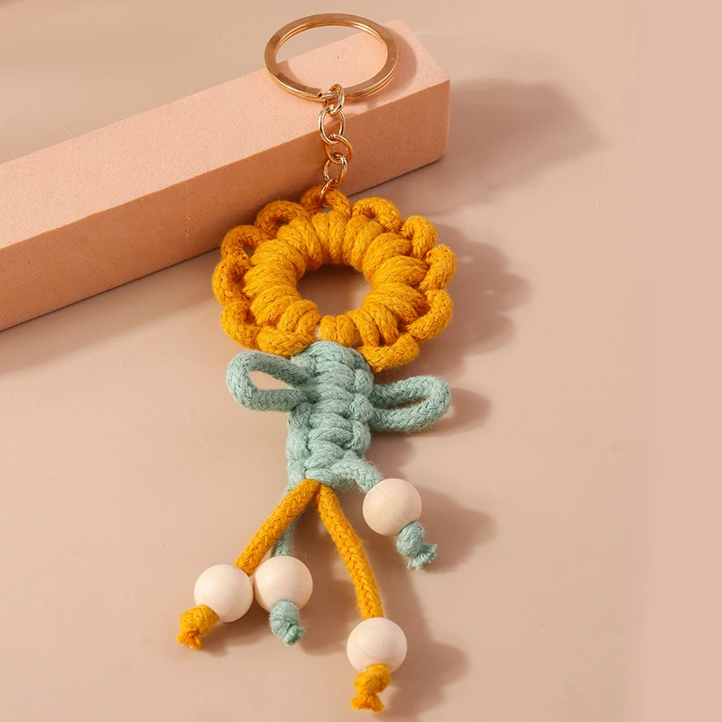 Lovely Hand knitted Flower Tassels Keychain for Women Girl Cute Rainbow Key Ring Pendants Handbag Decor DIY key Chain Gifts