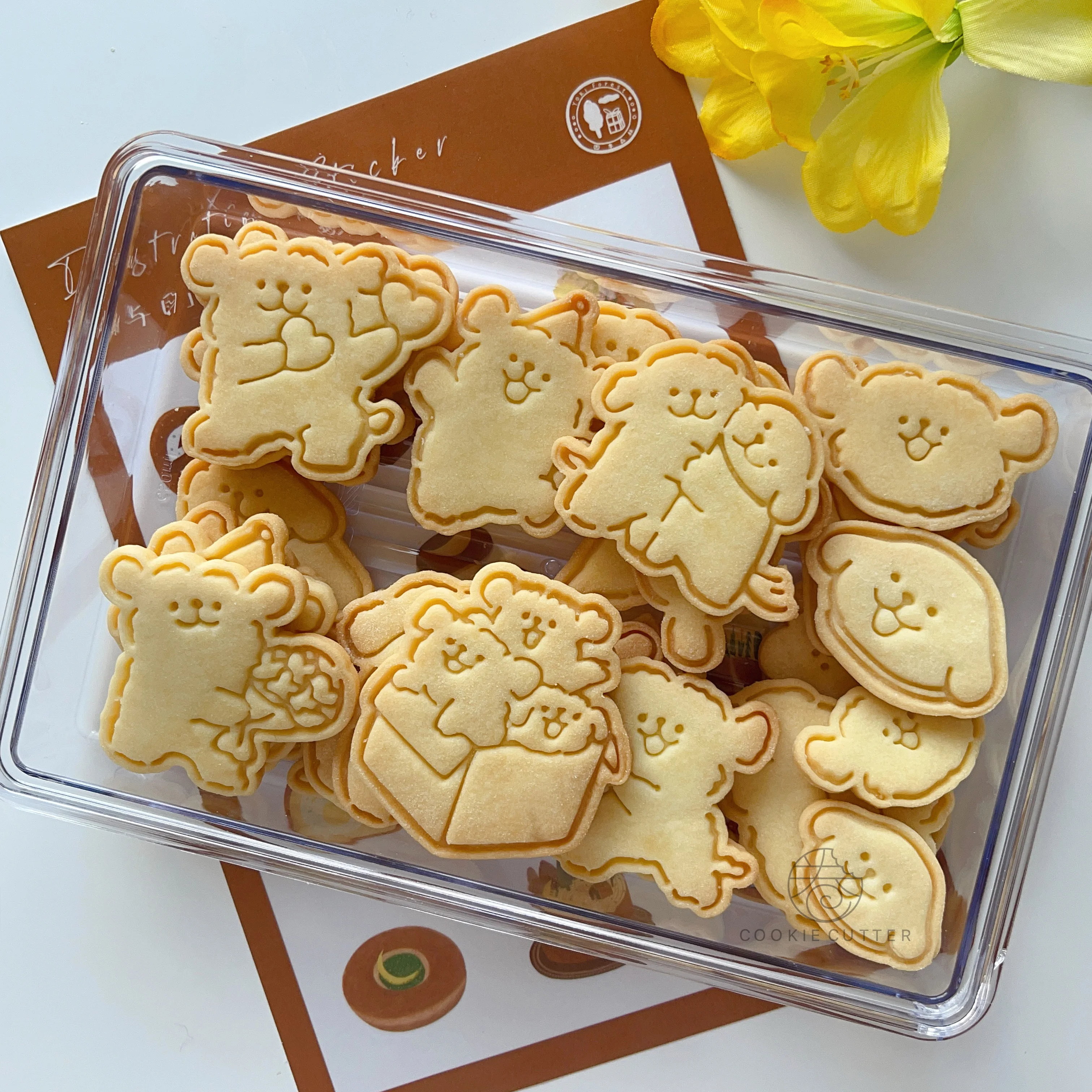 Cartoon Puppy Bear Fondant Cookie Mold Parent-child Biscuit Molds Plunger Cutters Children Sugarcraft Flip Cake Baking Tools