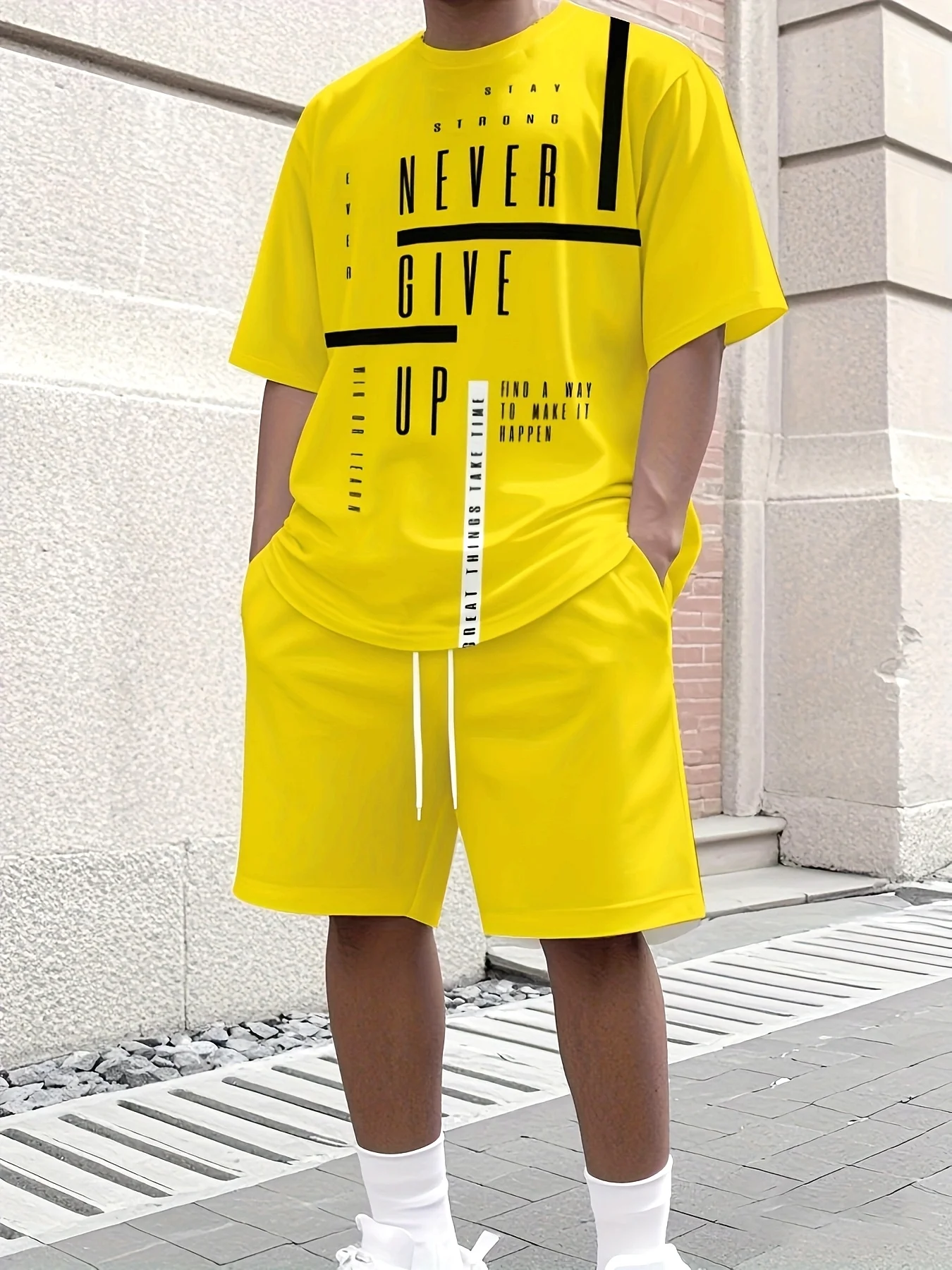 

A new 3D letter print casual fashionable soft comfortable breathable and lightweight men's suit for summer 2025