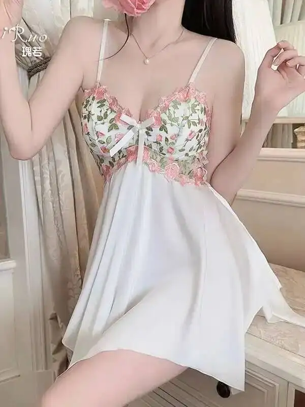 Mini robe débardeur légère de luxe, broderie de tentation, Sexy, en Satin, passionné, bretelles irrégulières, hauts élégants, UB2O