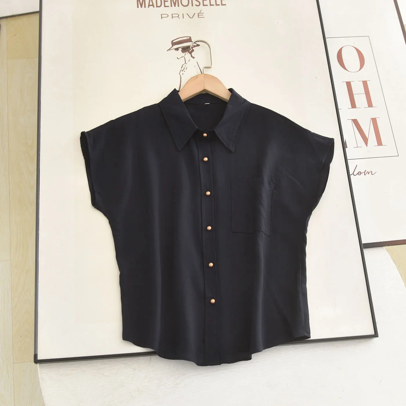 

Casual Chic Blue Shirt Women's Single Button Shoulder Sleeve Top Breathable Loose Fit Summer 2026 Fashion Trend Simple Style