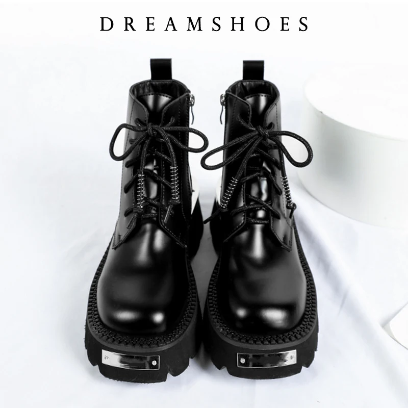 Retro British Style Thick Sole Patent Leather Boots Women Black Square Head All-Match Niche Design Lace Up Metal Decor Boot