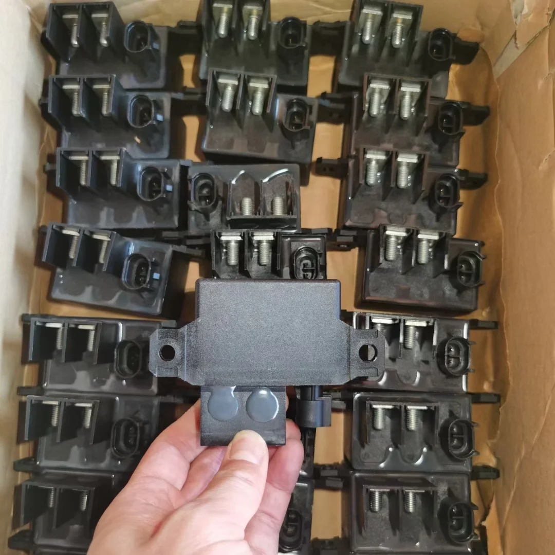 04213435 04194081 Original relay 12V for BFM1013 BFM2012 engine parts