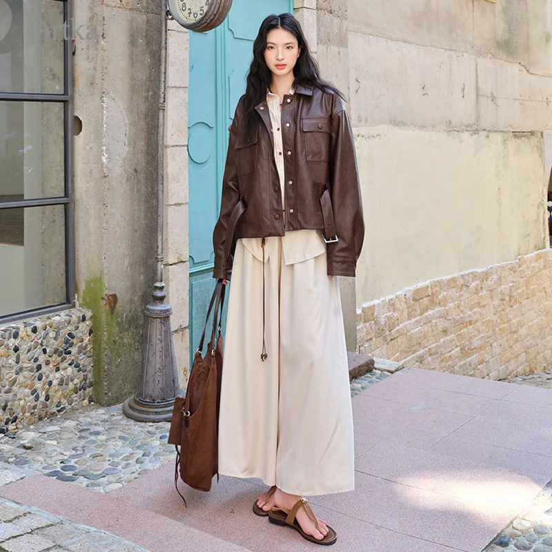 ARTKA 2025 가을 신상 여성 PU 재킷 패션 캐주얼 브라운 재킷 코트 싱글 브레스티드 PU 가죽 재킷 벨트 포함 WA32056Q
