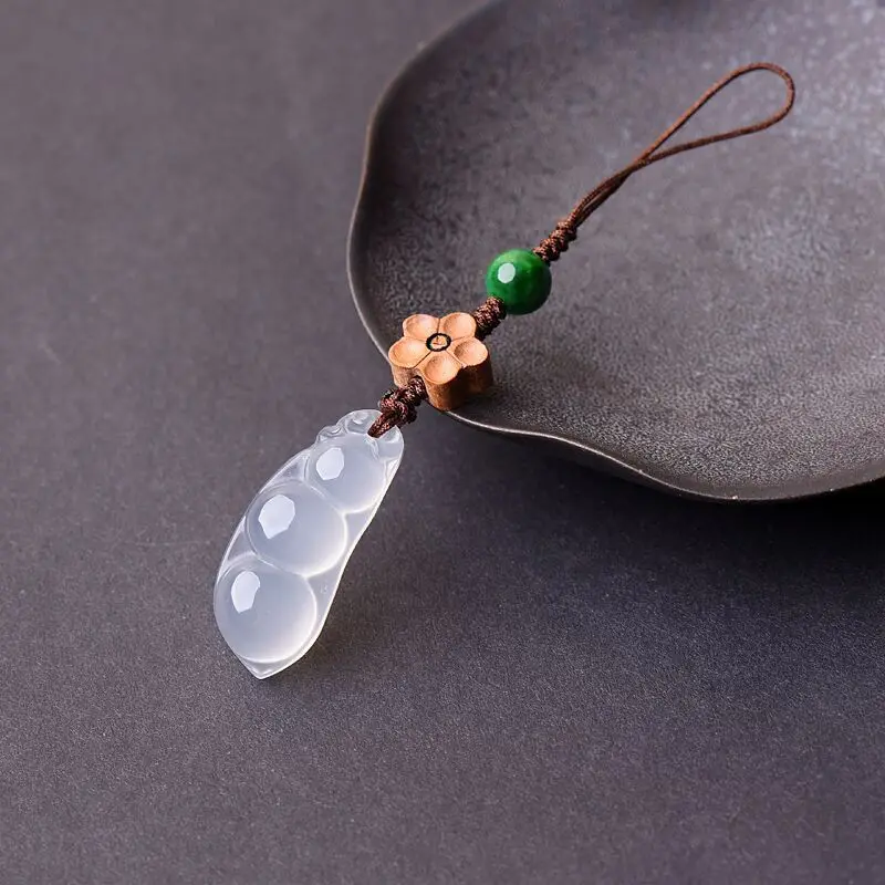 Chalcedony Sauteed Green Beans Pendant White Agate Fu Dou Jade Pendant Mobile Phone Charm Bag Hanging DIY Ornament Meeting Sale