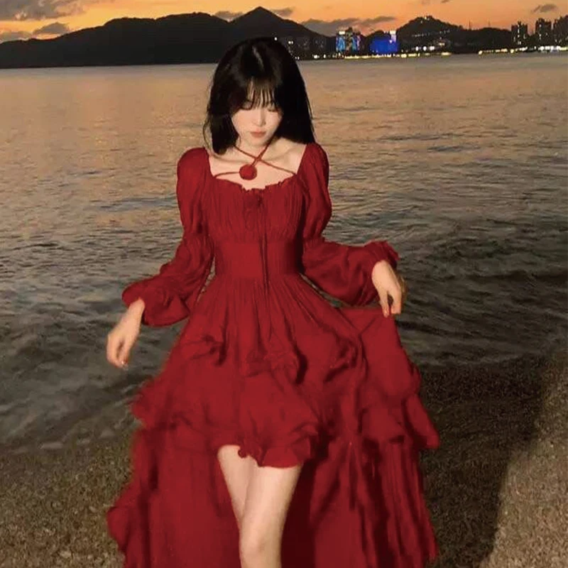 Primavera Nuovo Dweet Kawaii Abito Rosso Ragazza Moda Irregolare Orecchio di Legno Increspature Grande Altalena Coda Treno Fata Abito Corto