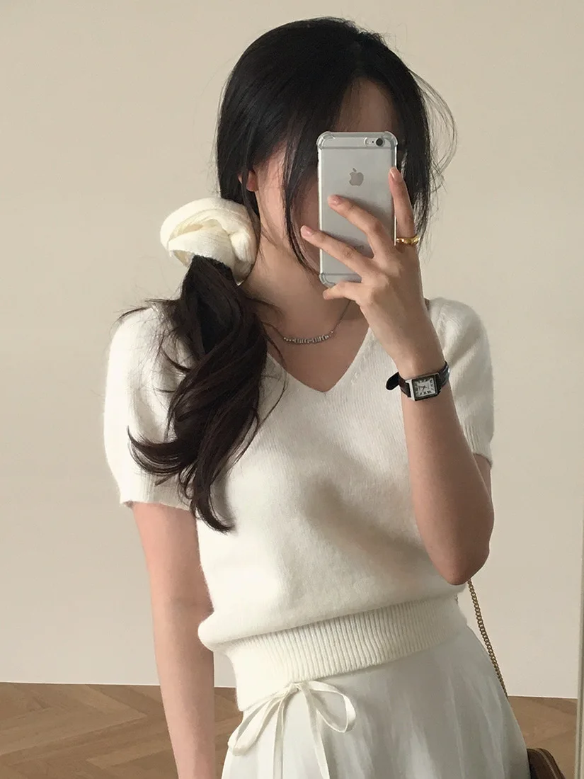 Afslankende V-Ne Knitwear ort Sve Damestop Faionable Chic Koreaanse Sle Loose Fit Polyester Lente Zomer Kleur