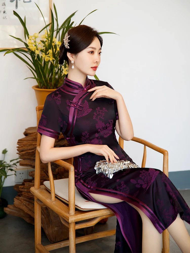 

Elegant Summer Long Silk Purple Cheongsam Modern Retro Catwalk Banquet Qipao Chinese Traditional Style Evening Dress for Women