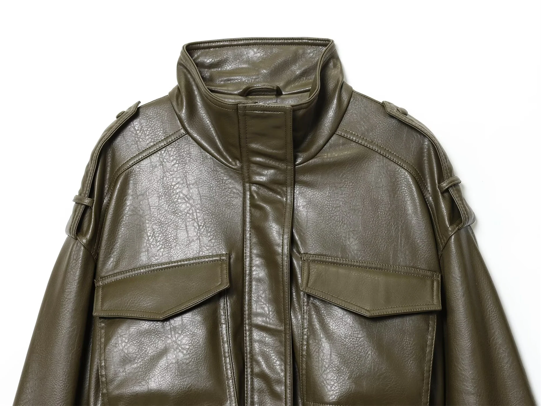 Neu eingetroffene Damenjacke mit Stehkragen, edgy, lederähnliche Textur, trendiger Stil, kurze Damenjacke mit Kunstledereffekt