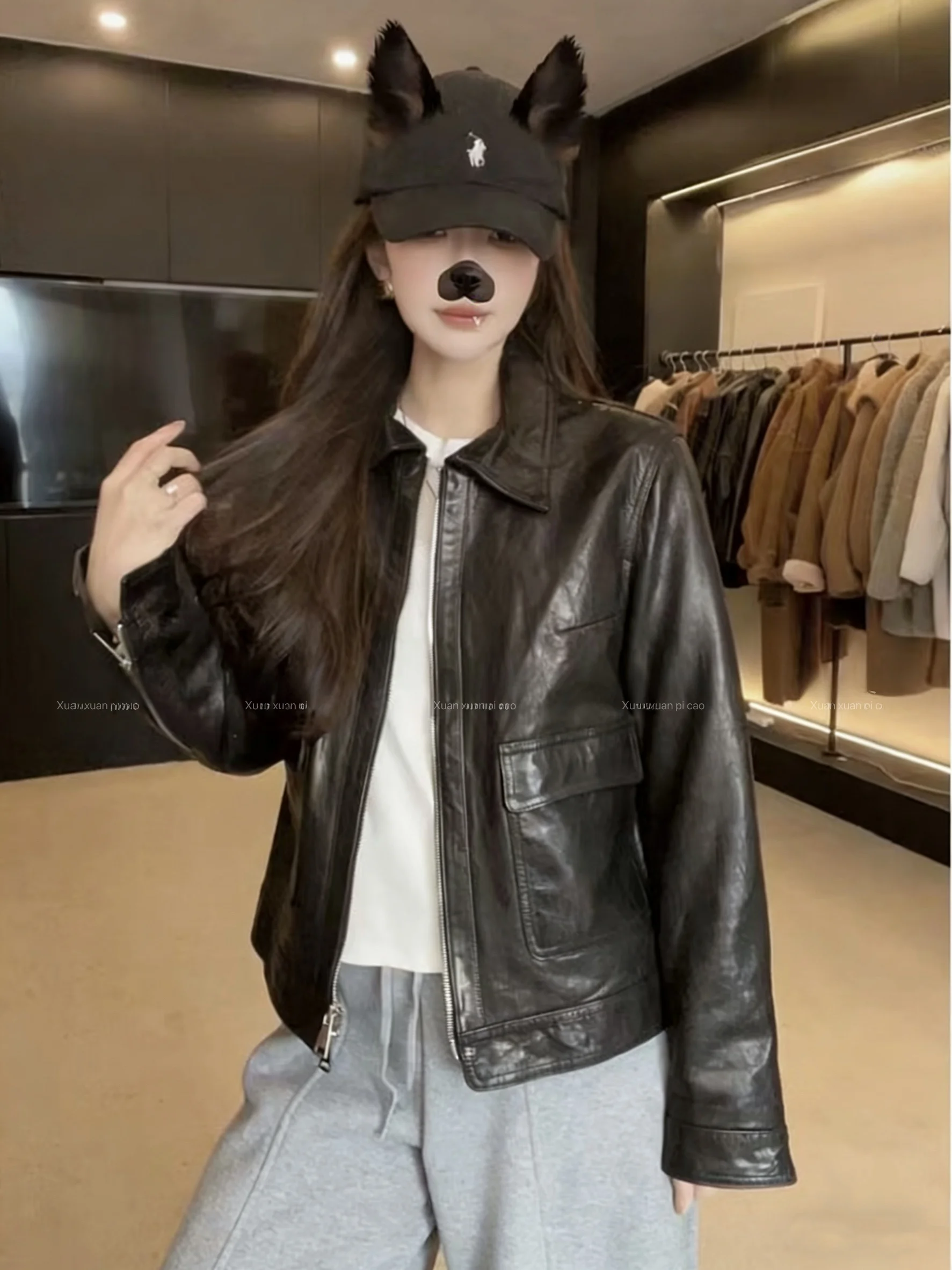 

Модная короткая кожаная куртка в стиле ретро для женщин, трендовая уличная одежда, свободный крой, из овчины, на молнии