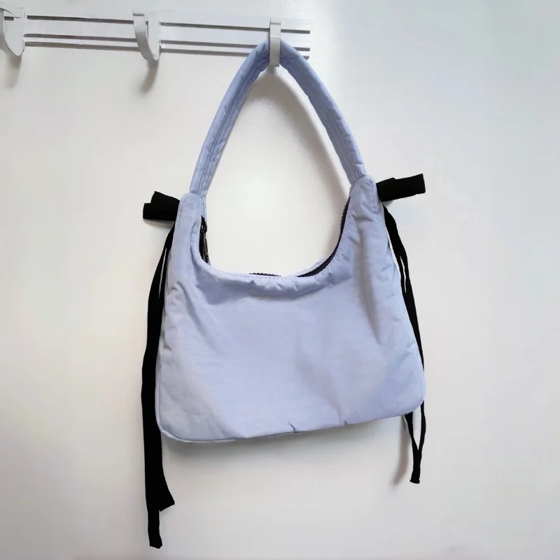 

Мягкая нейлоновая сумка-хобо с контрастными бантиками, водостойкая ткань, минималистичный дизайн, брендовая женская городская сумка-клатч на молнии квадратной формы