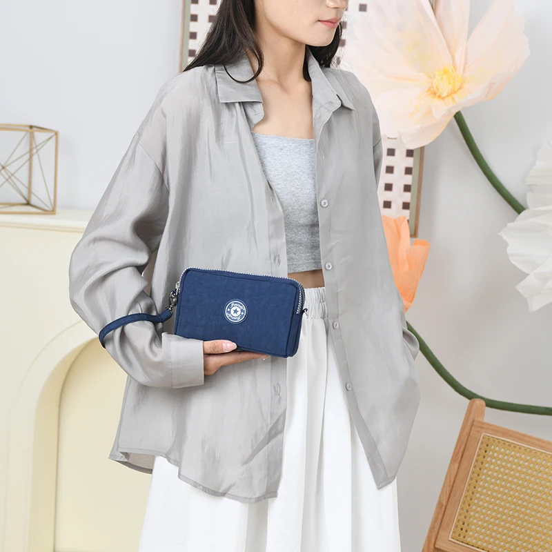 Stylish portable three-layer zipper waterproof nylon women crossbody mobile wallet high-quality wear-resistant zero wallet multi