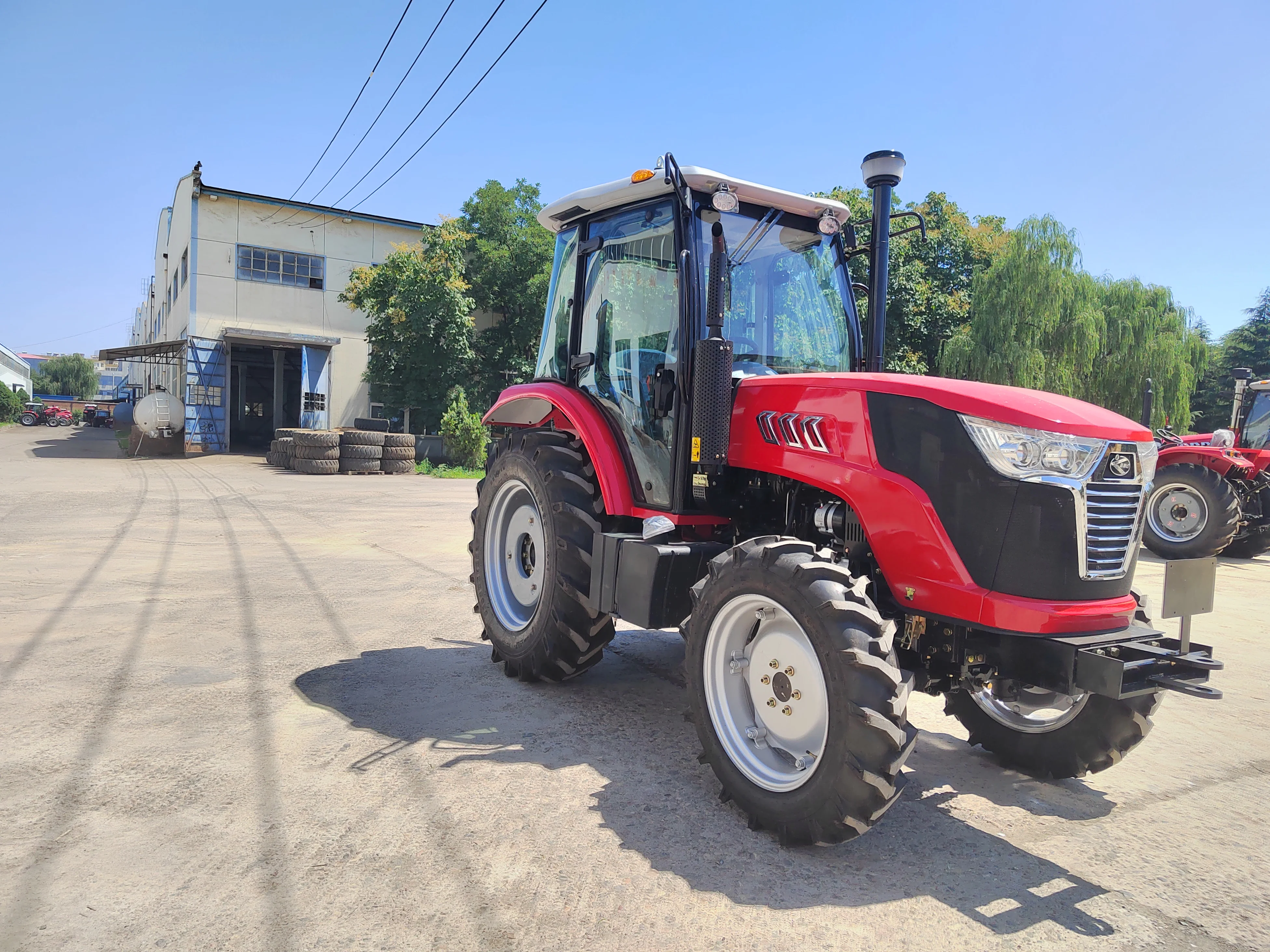 1204 Landbouwtractor Gebruik Scope Fabrikant Spot Supply 1204 Landbouwtractor Directe verkooptractor