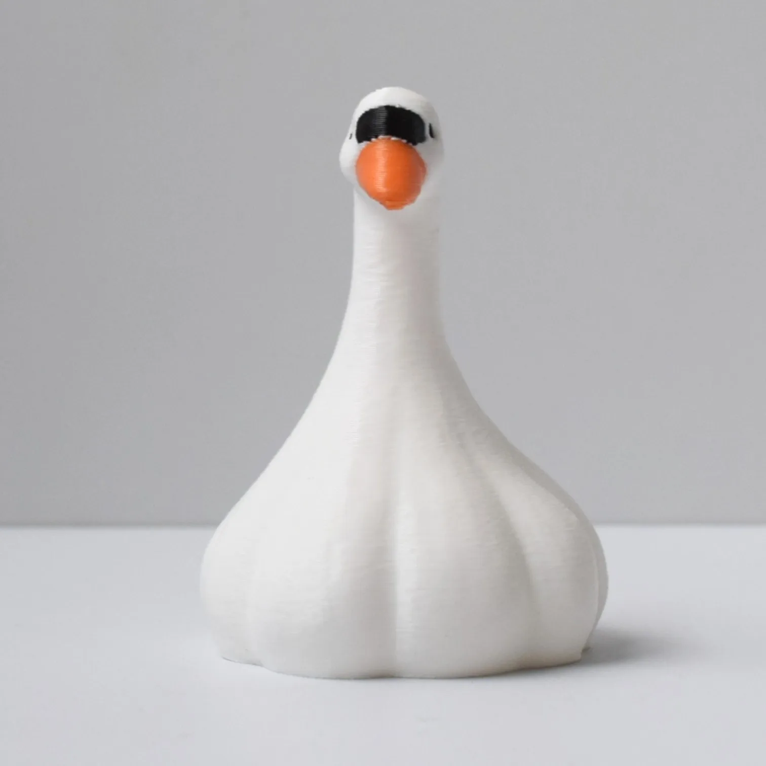 Simulation White Garlic Duck Toy Statue 3D Printable Toys Funny Garlic Duck Toy Model Home Decoration Ornaments Holiday Gift