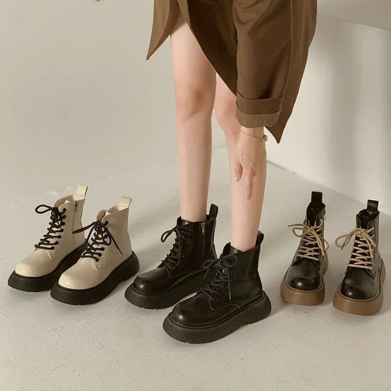 Botas curtas estilo britânico para mulheres, botas de plataforma única, todos os fósforos, casual, outono, novo, Ins, 2024