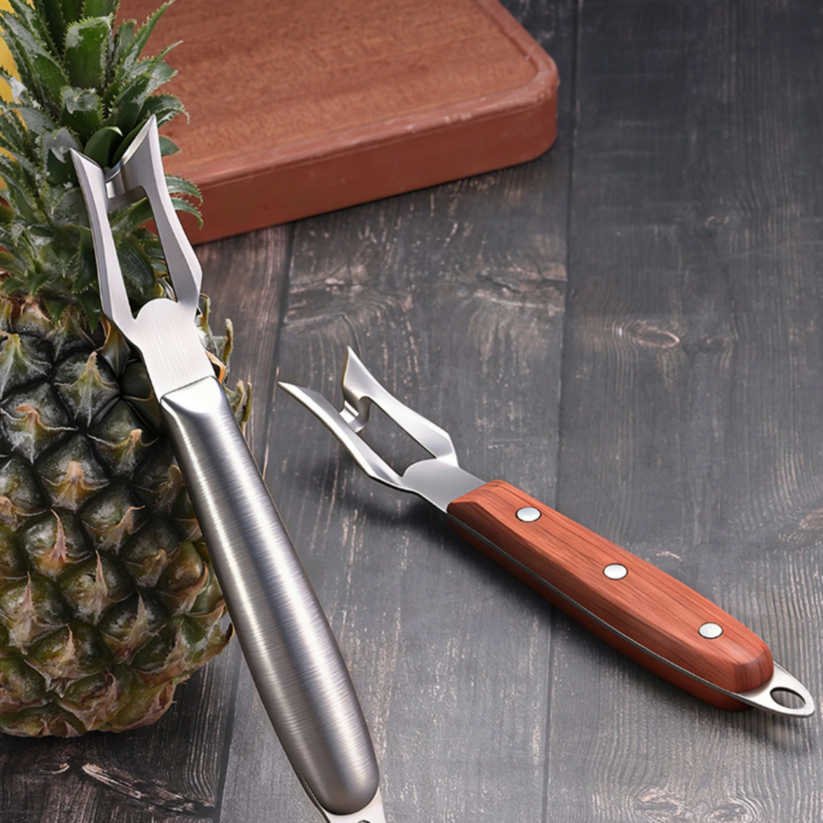 

Pineapple Eye Remover Sharp-Edged V-Shape Pineapple Cutter Lightweight Rust-Resistant
