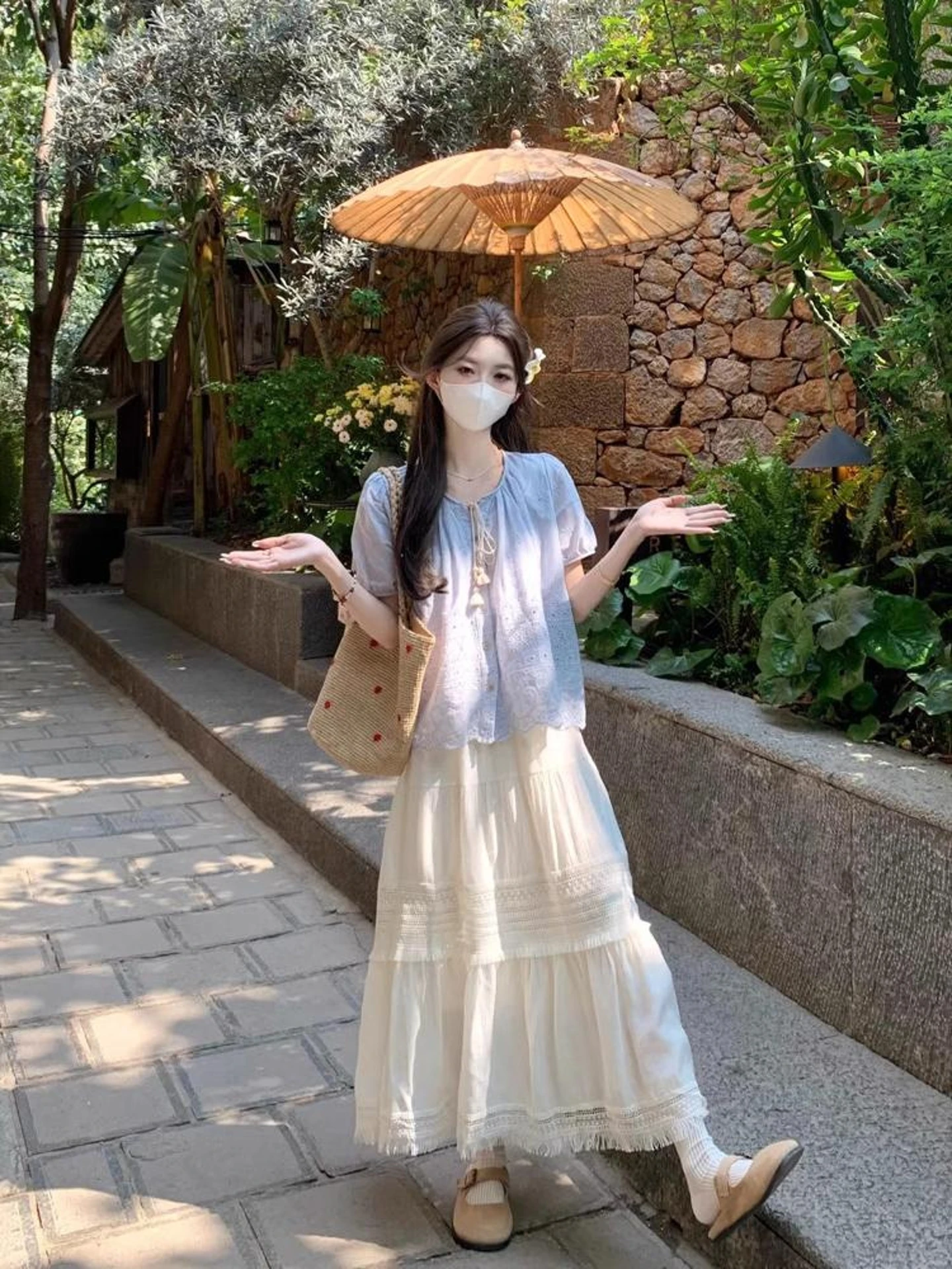 

Женская блузка с рукавами-фонариками, ажурная, с бахромой и завязками, летняя, новая, в нежном стиле, свободного кроя, винтажная, с расклешенными манжетами, короткий рукав, круглый вырез