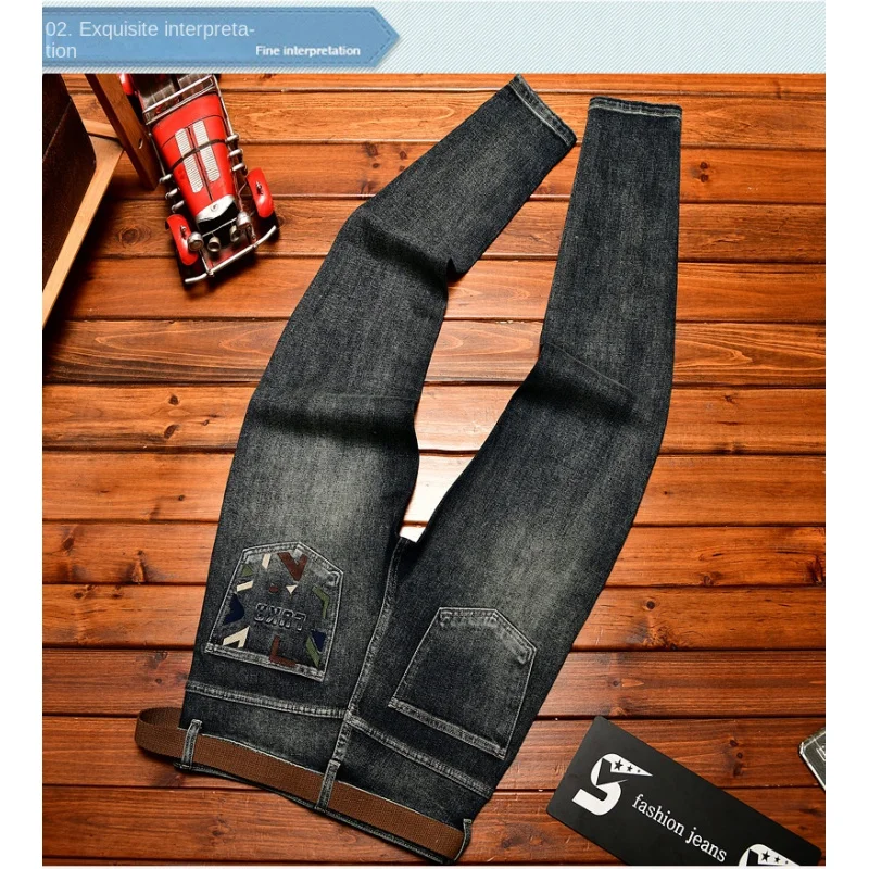 

Модные джинсы с вышитым принтом и задним карманом, мужские осенние облегающие джинсы из эластичного денима, элитные повседневные джинсовые брюки