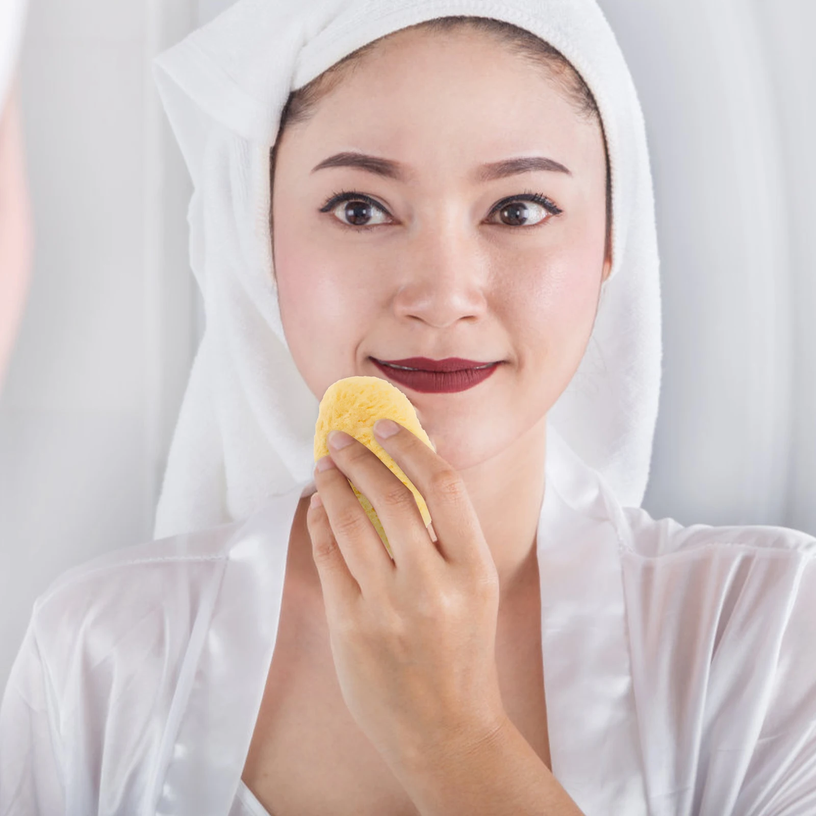 

Imported Gentle Exfoliating Sensitive Skin Portable Skincare Essential Makeup Remover Sponge For Washing Face Scrubber