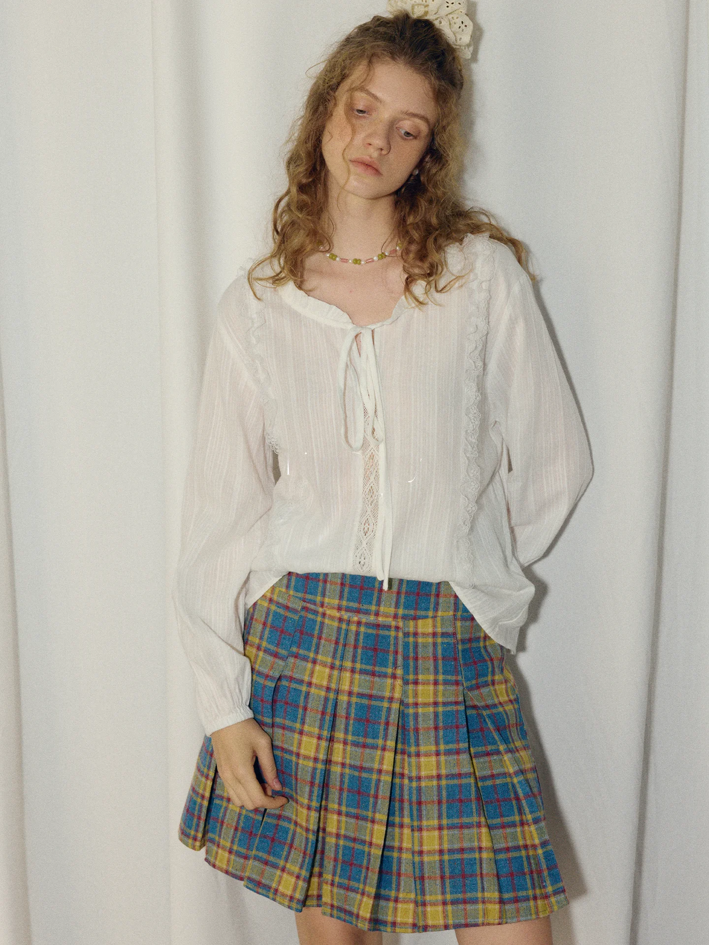 

Женская свободная дышащая хлопковая блузка Rina Berry с кружевной отделкой, V-образным вырезом, длинными рукавами и узлом, в повседневном стиле