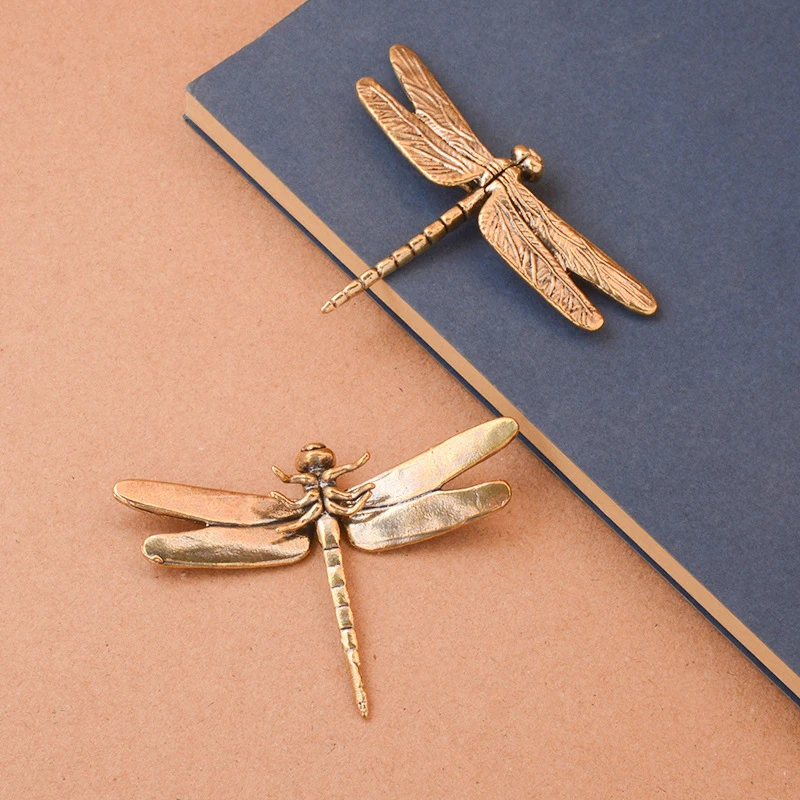 Antique Brass Dragonfly Miniature Insect Figurine Feng Shui Tea Pet Desk Decor Collectible Simulation Artwork