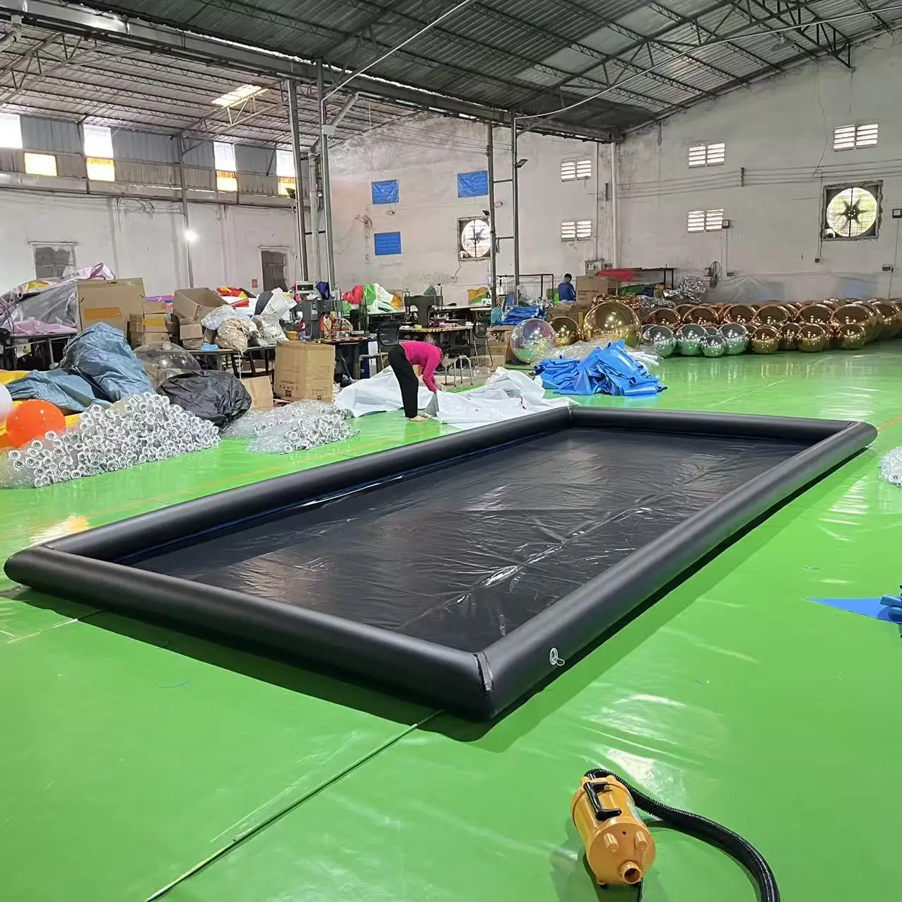 Tapete inflável para carro, durável, fácil de instalar, contenimento de piso de carro, garagem, limpeza de carros, tapetes de lavagem com bomba de ar