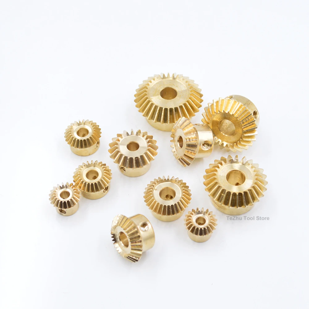 1Pcs Single 0.5M 1:1 Brass Bevel Gear 20/25/30 Teeth 90 Degree Right Angle Transmission Parts Machine Parts DIY