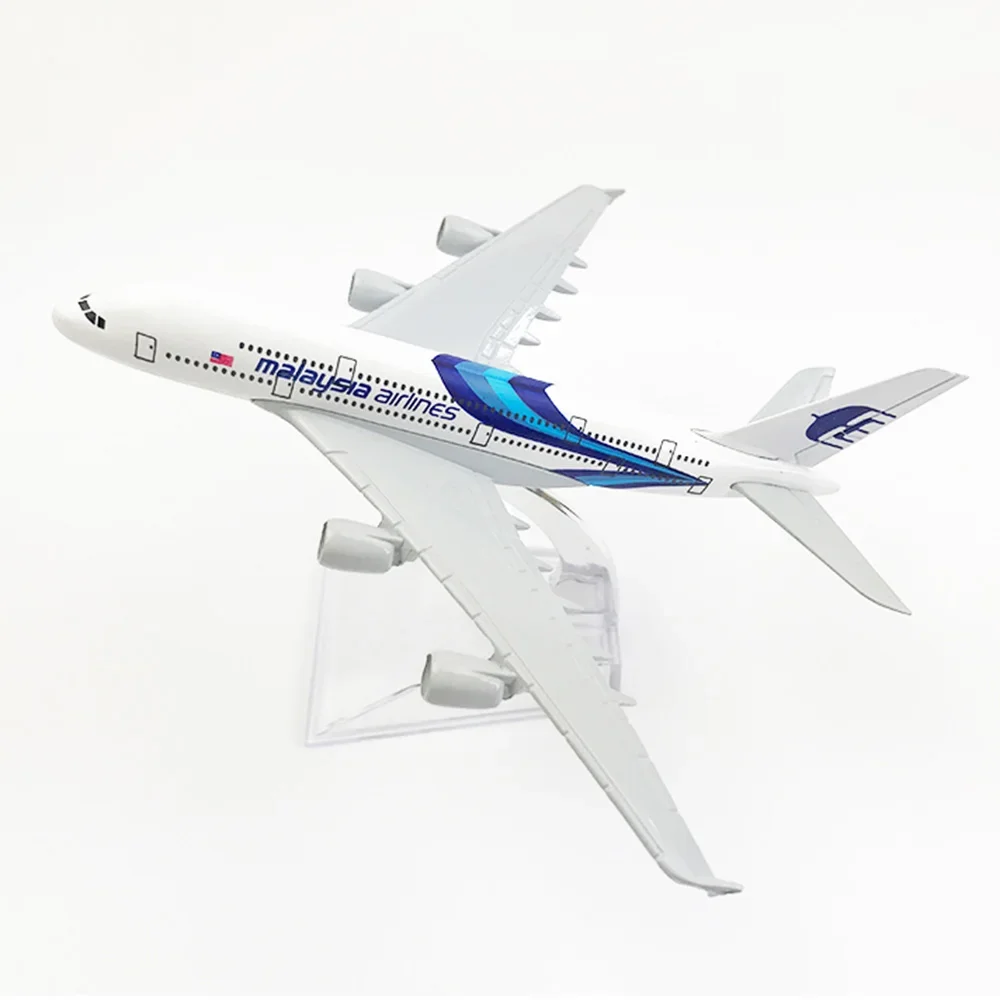 Avión de aleación a escala 1/400 Airbus A380 de Malaysia Airlines, modelo de avión de 16cm, juguetes de decoración, colección de regalos para niños