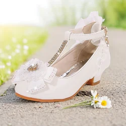 ULKNN, zapatos de cuero para fiesta para niños, zapatos de PU de tacón bajo con flores de encaje para niñas, zapatos individuales, zapatos de vestir de baile, blanco y rosa