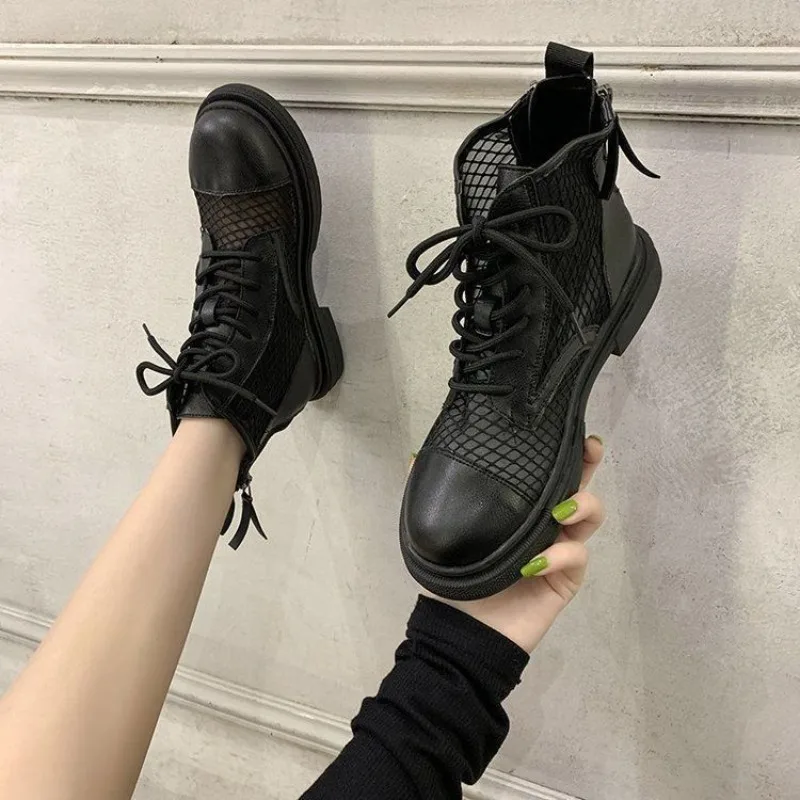 Krótkie buty damskie sznurowane białe buty ze sznurowadłami w stylu Punk eleganckie buty na niskim obcasie damskie buty do kostki Combat Y2k Chic