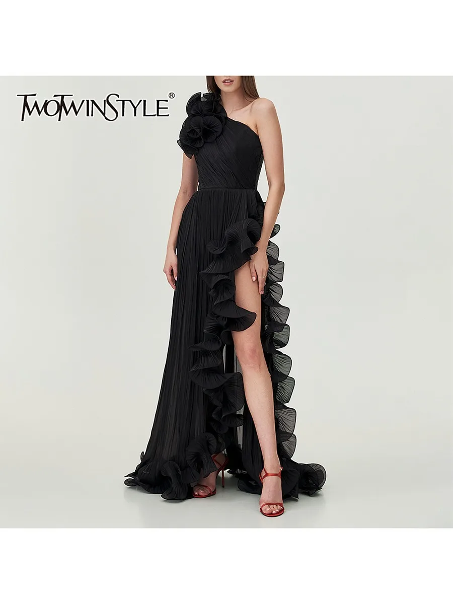 

TWOTWINSTYLE Черное платье с асимметричными воланами и вставками, без рукавов, с диагональным воротником, с высокой талией, с разрезом, для женщин