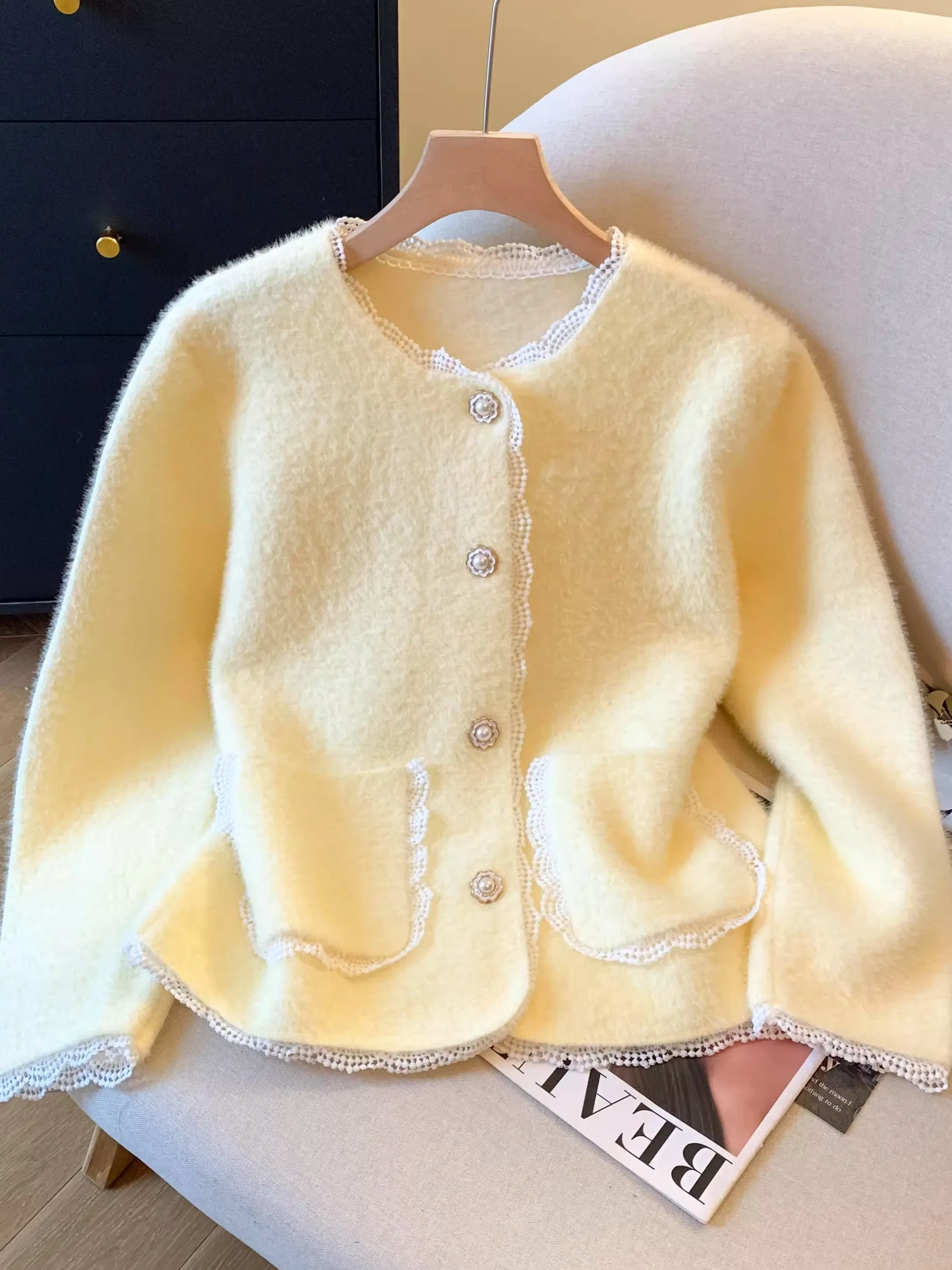 

Женский кардиган с кружевными вставками, осенне-зимняя новинка, маленький размер, имитация норки, на пуговицах, открытый, в стиле французского шика