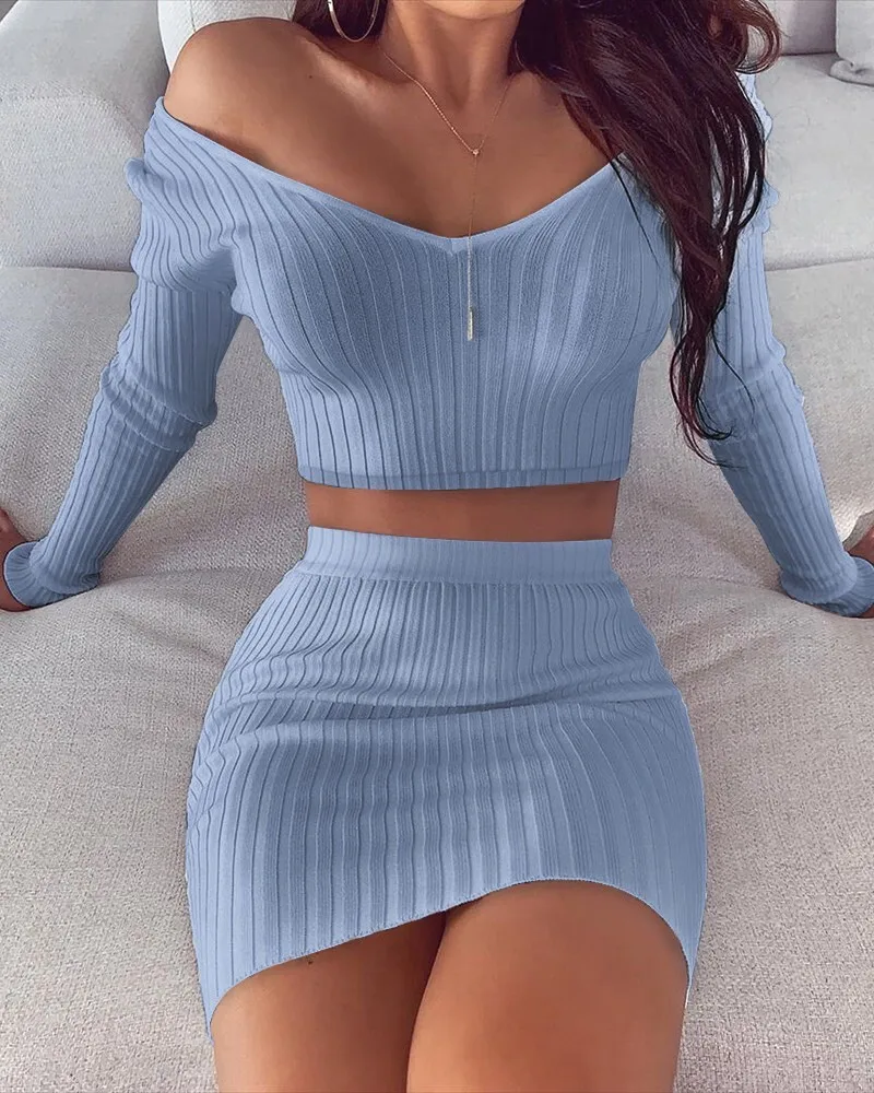 

Sweater Factory Straight Sexy V-Neck Pit Strip Off Shoulder Long Sleeved Knitted Top Short Skirt Two-Piece Set