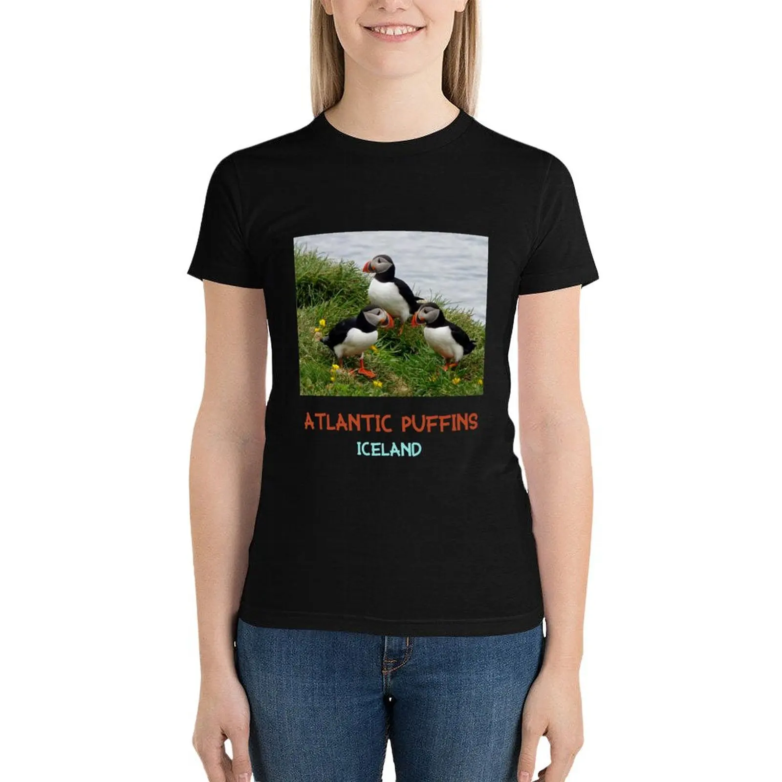 The Atlantic Puffins in Iceland T-Shirt Aesthetic clothing Blouse tops animal print shirt for girls t shirt Women