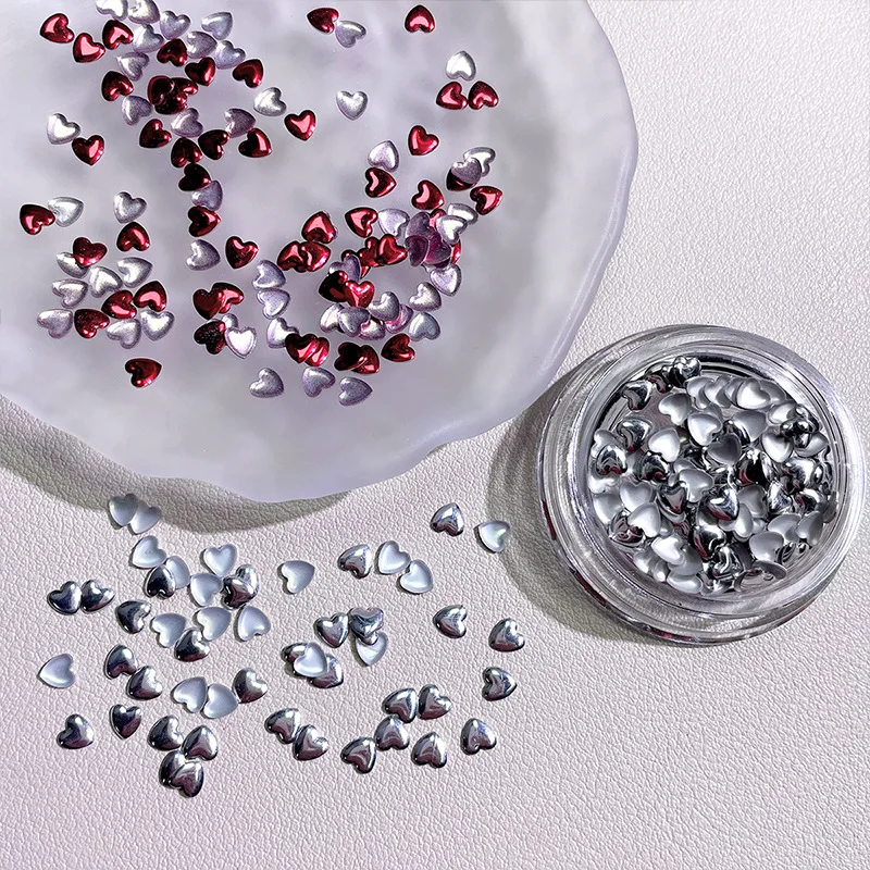 1 Słoik Błyszczących Mini Nitów w Kształcie Serca 4mm Ozdoby do Paznokci Srebrno-Czerwone Francuskie Cyrkonie Dekoracyjne do Manicure DIY