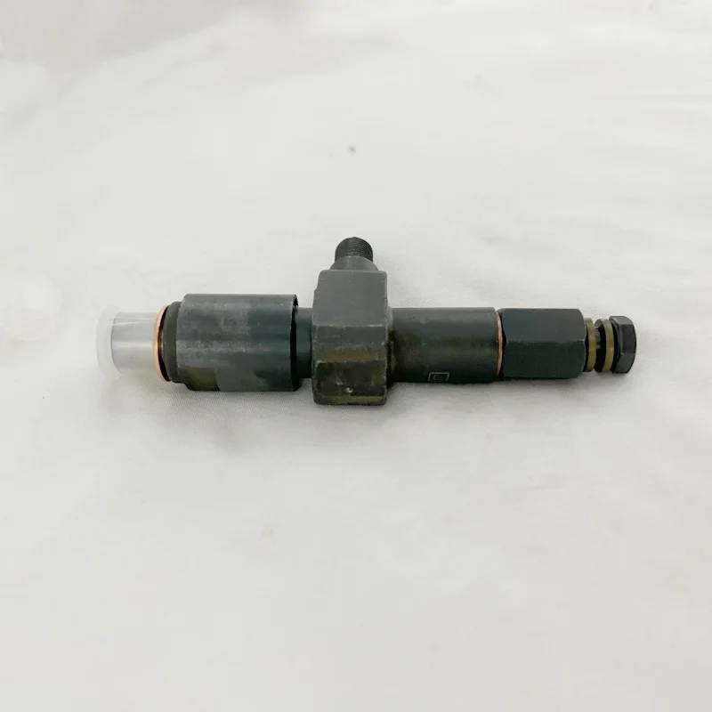 Fuel Injectors K495D/ZD K4100D K4100ZD Diesel Engine 24kw 30kw 40kw Diesel Generator Parts view 4