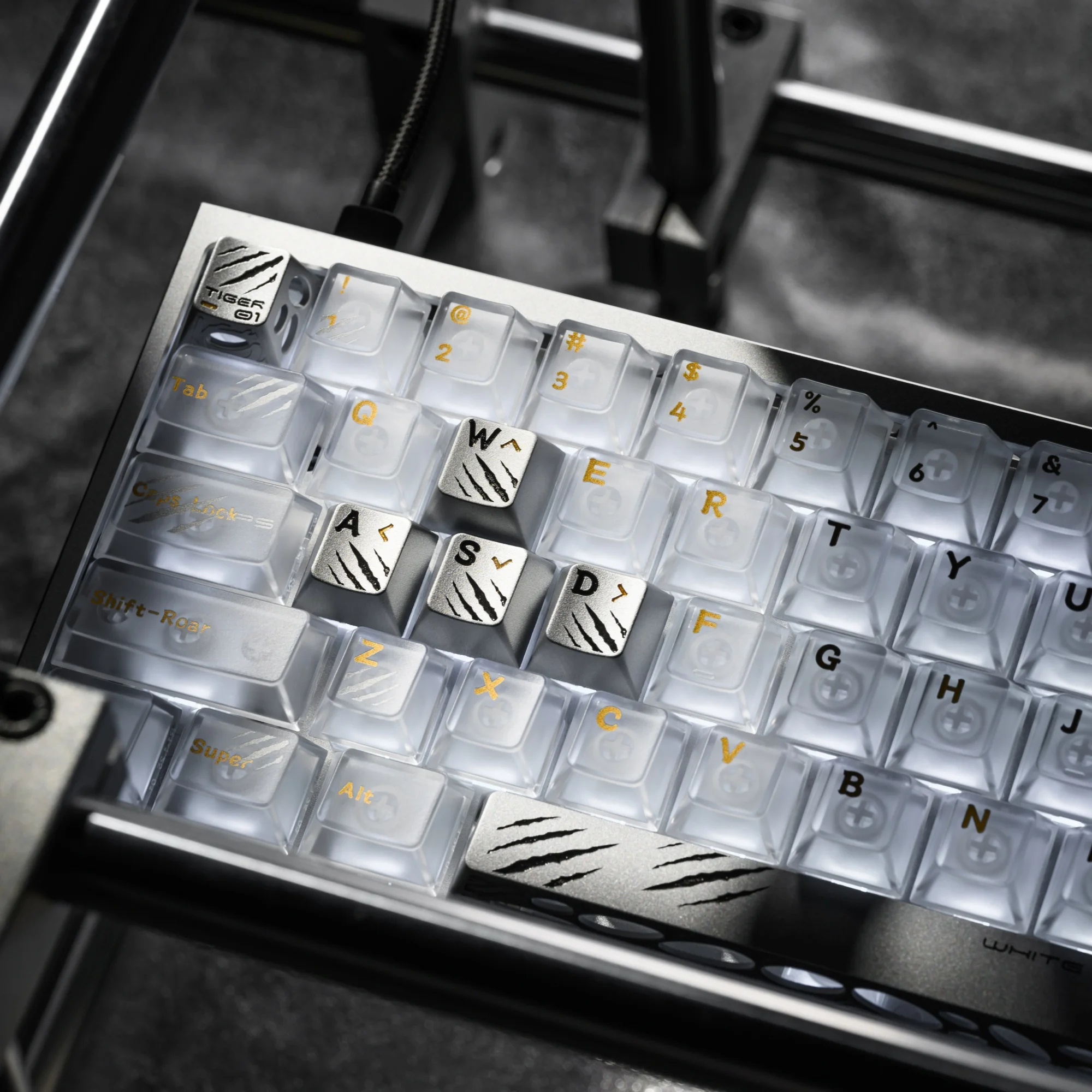 XVX White Tiger Metal Keycaps 7-key Transparent PC Keycap 127-key Cherry Profile Top Print Fit EV63 Magnetic Mechanical Keyboard