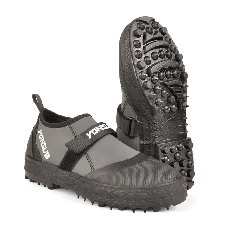 

2026 Rock Fishing Keep Warm Reef Climbing Shoes Pro Sea Fishing Shoes Anti Slip Hook Loop Nail Fishing Shoes YZ023