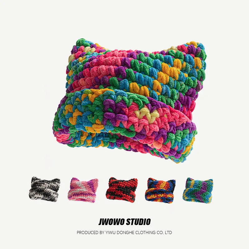 

Красочная толстая шерстяная вязаная шапка для женщин, зимняя теплая шерстяная шапка с защитой ушей, милая яркая уникальная повседневная вязаная шапка на крючках