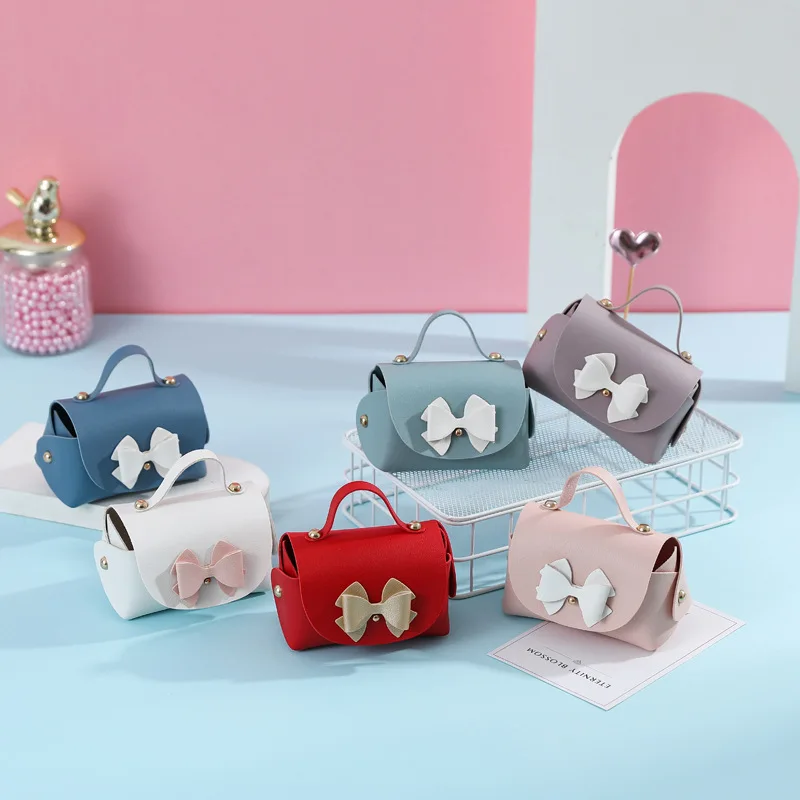 

6 pcs/lot Christmas Gifts Box Handheld Luxury Sweet Boxes for Party Favors Presents Candy Cookie Handheld Bags Gift Xmas