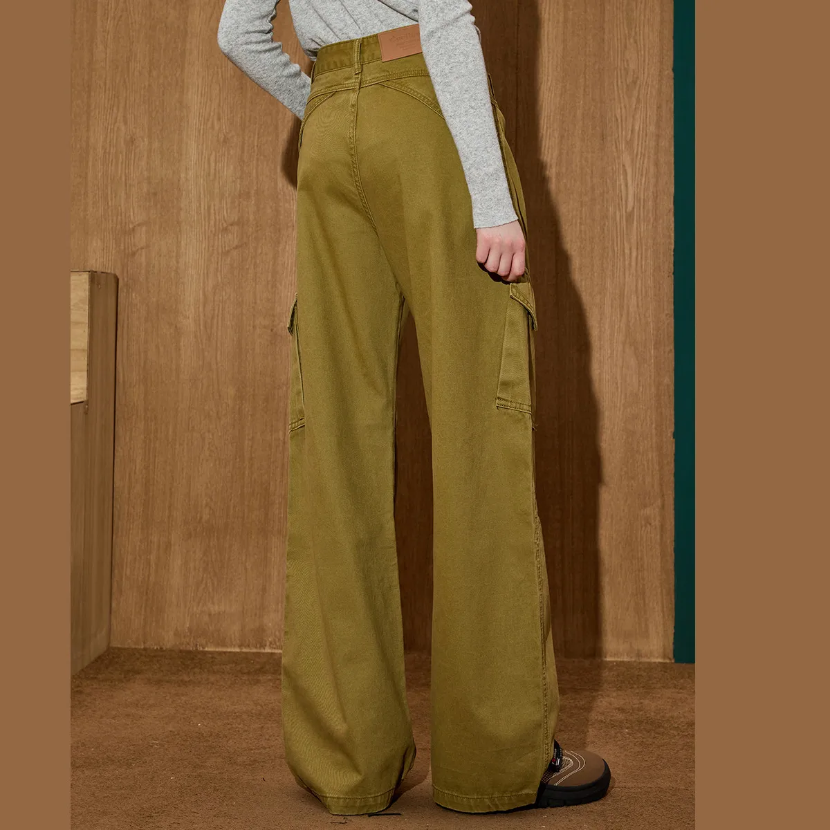 2025 Herbst Damen Cargo-Jeans mit weitem Bein, gerade Hose, mehrere Taschen, lockere Passform, Denim, Retro-Arbeitskleidung, schicke Schlankheitshose