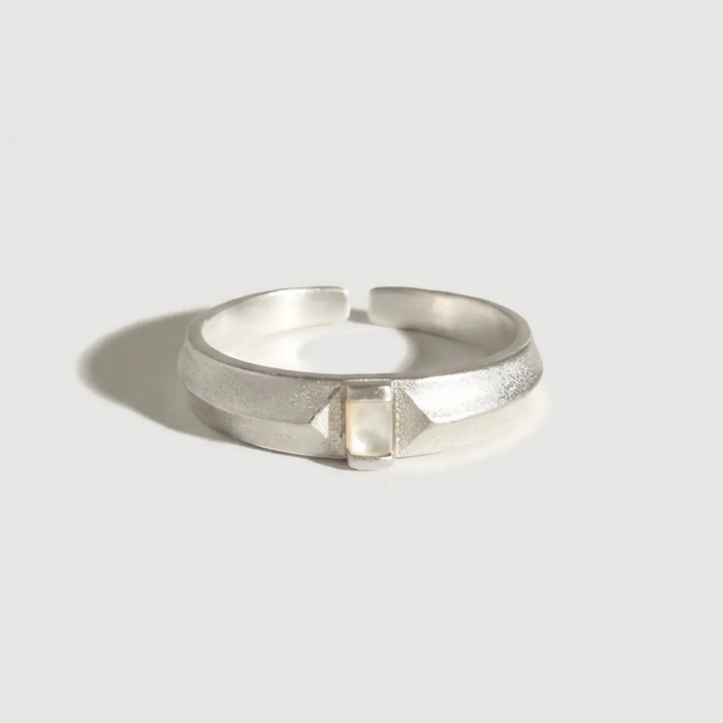 Natural Mother Of Pearl Handmade Single Ridge 925 Sterling Silver Open Ring Vintage Stackable Fine Jewelry For Men And Women