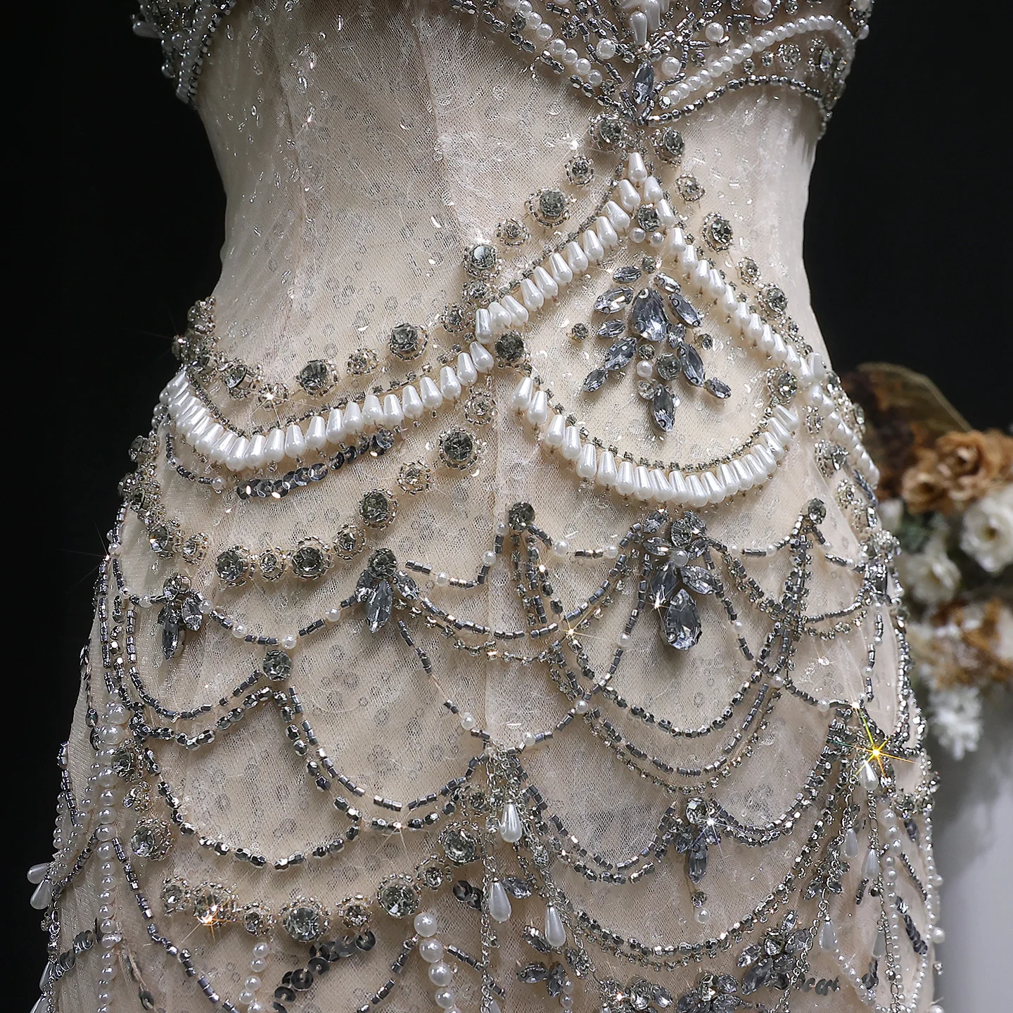 Sharon Said Dubai Champagner Hochgeschlossenes Abendkleid mit Perlenbesetzter Meerjungfrauen-Silhouette Damen Formelles Ballkleid SS380 Maßanfertigung – Detail 7