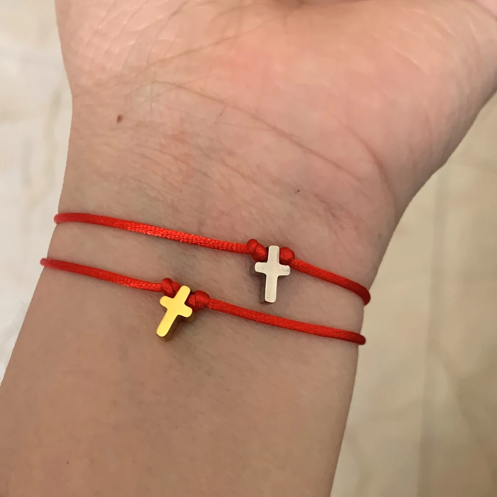 Pulsera con dije de cruz pequeña de cuerda roja elástica hecha a mano, pulseras deportivas informales, cadena para muñeca, cuerda, hilo, brazalete para brazo